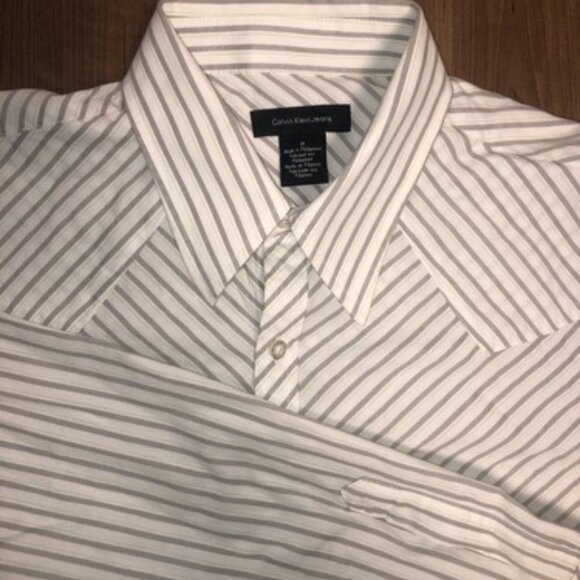 Calvin Klein Jeans Shirt Size Medium White Striped Gray Button Up Casual - Picture 1 of 10